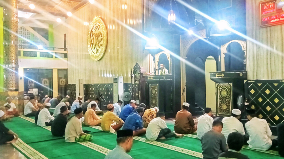 Kepala KUA Lilialy Ajak Jemaah Tingkatkan Ibadah Pada Sepuluh Malam Terakhir Ramadan